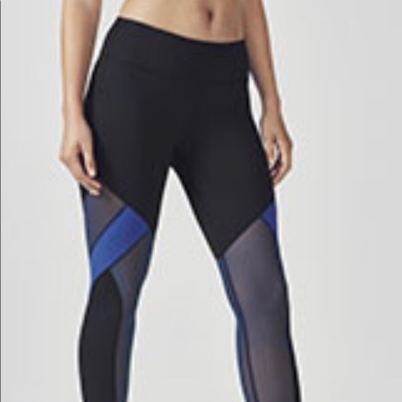 Fabletics Salar Mesh Powerhold Leggings - Picture 3 of 4